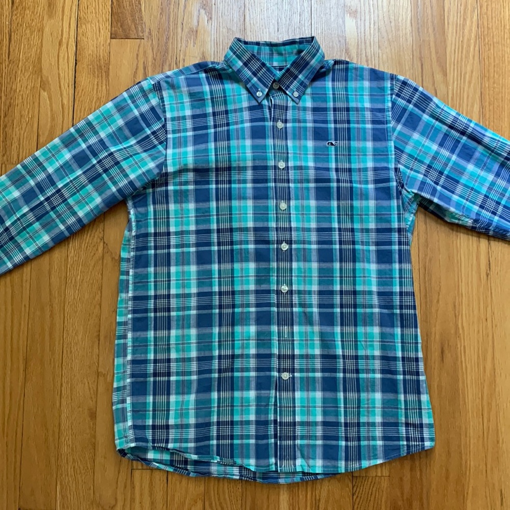 Vineyard Vines plaid button down shirt - size large
